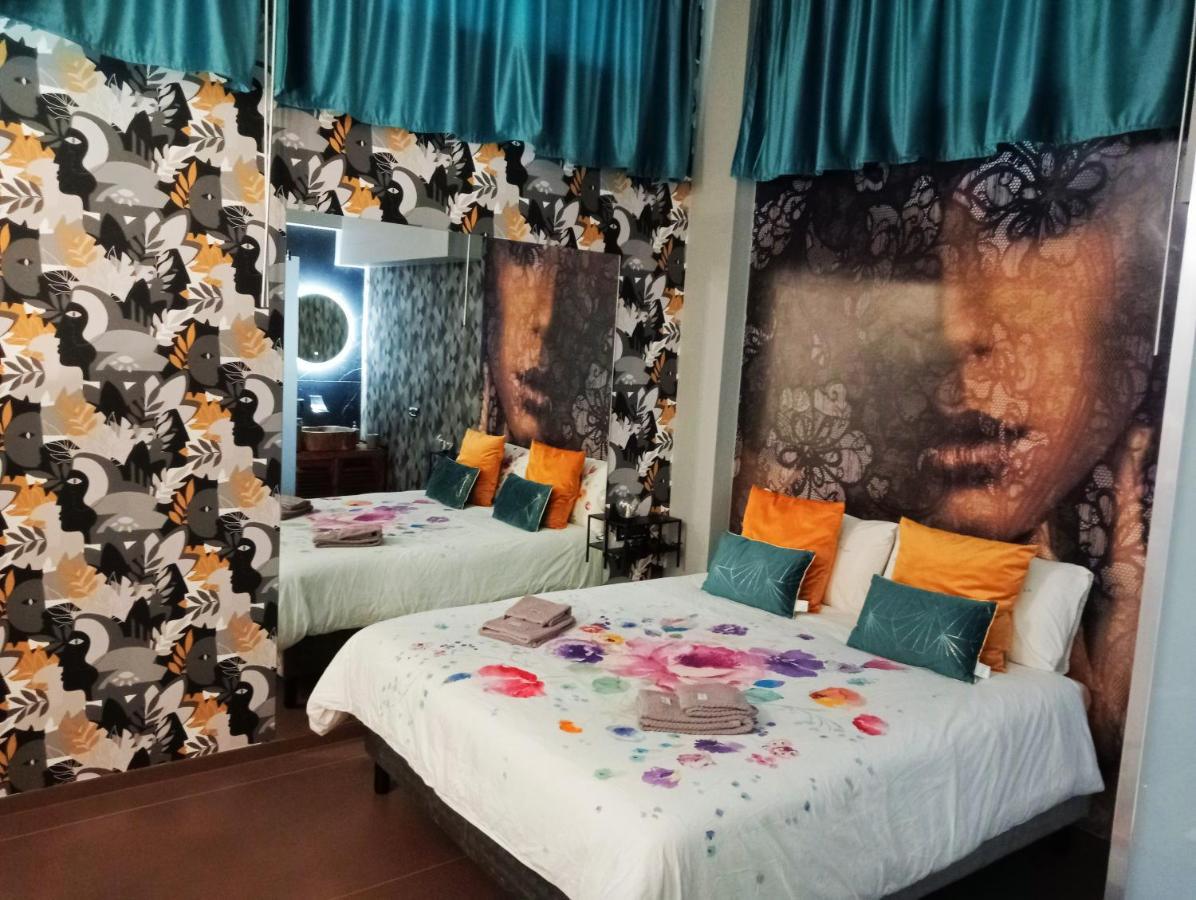 Suite Luxurya Bari Exterior foto